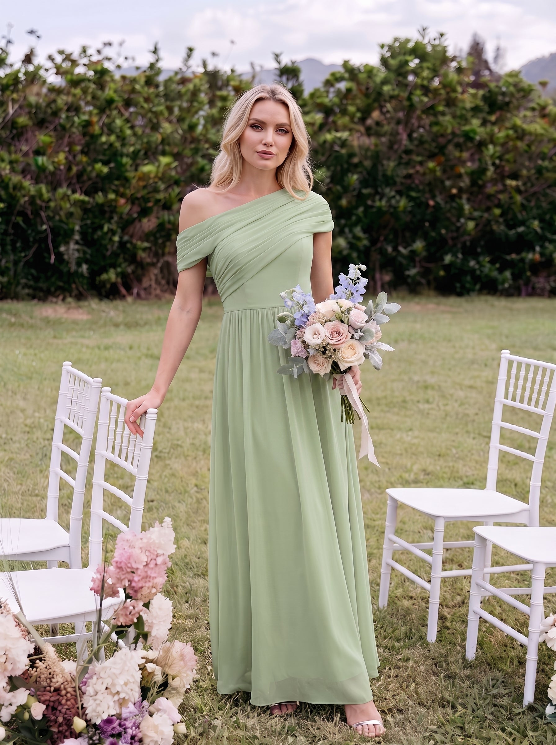 Robe longue asymétrique sans bretelles en A avec détail froncé #Couleur_Menthe Verte