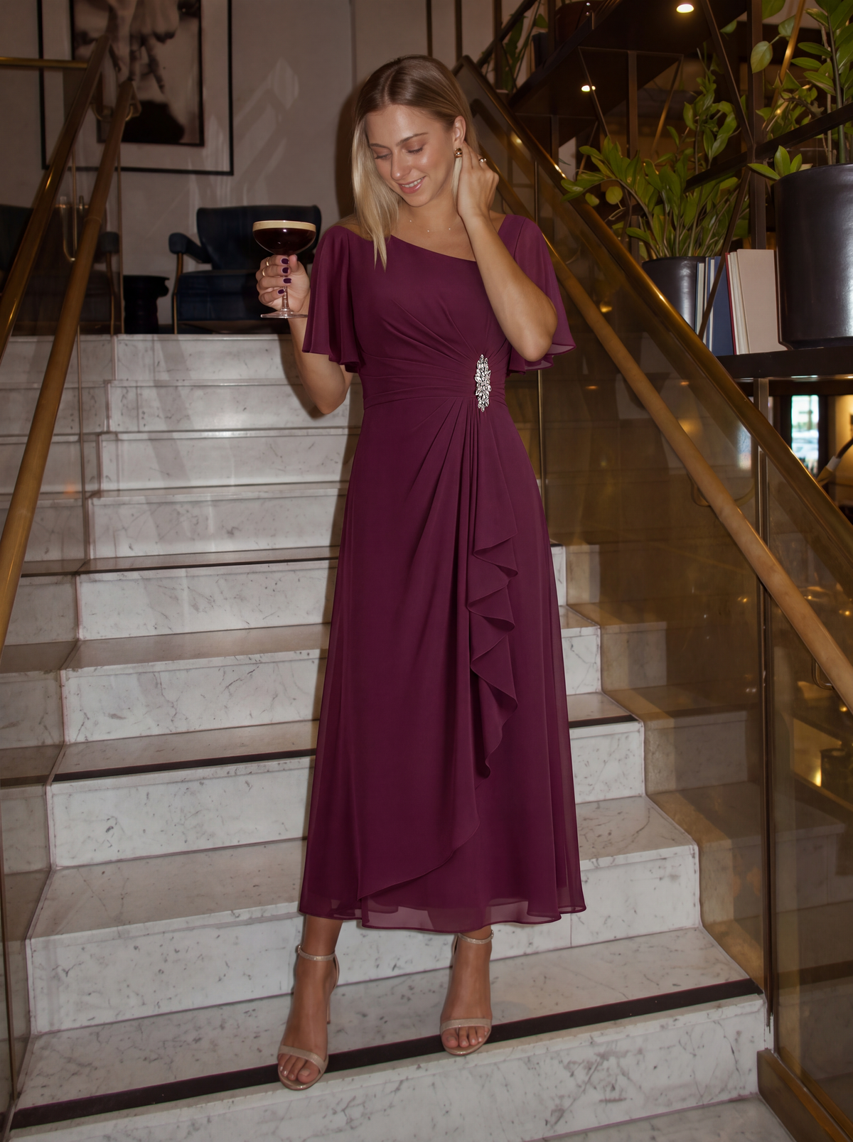 Robe de soirée mi-longue en mousseline de soie à manches courtes #Couleur_Bordeaux