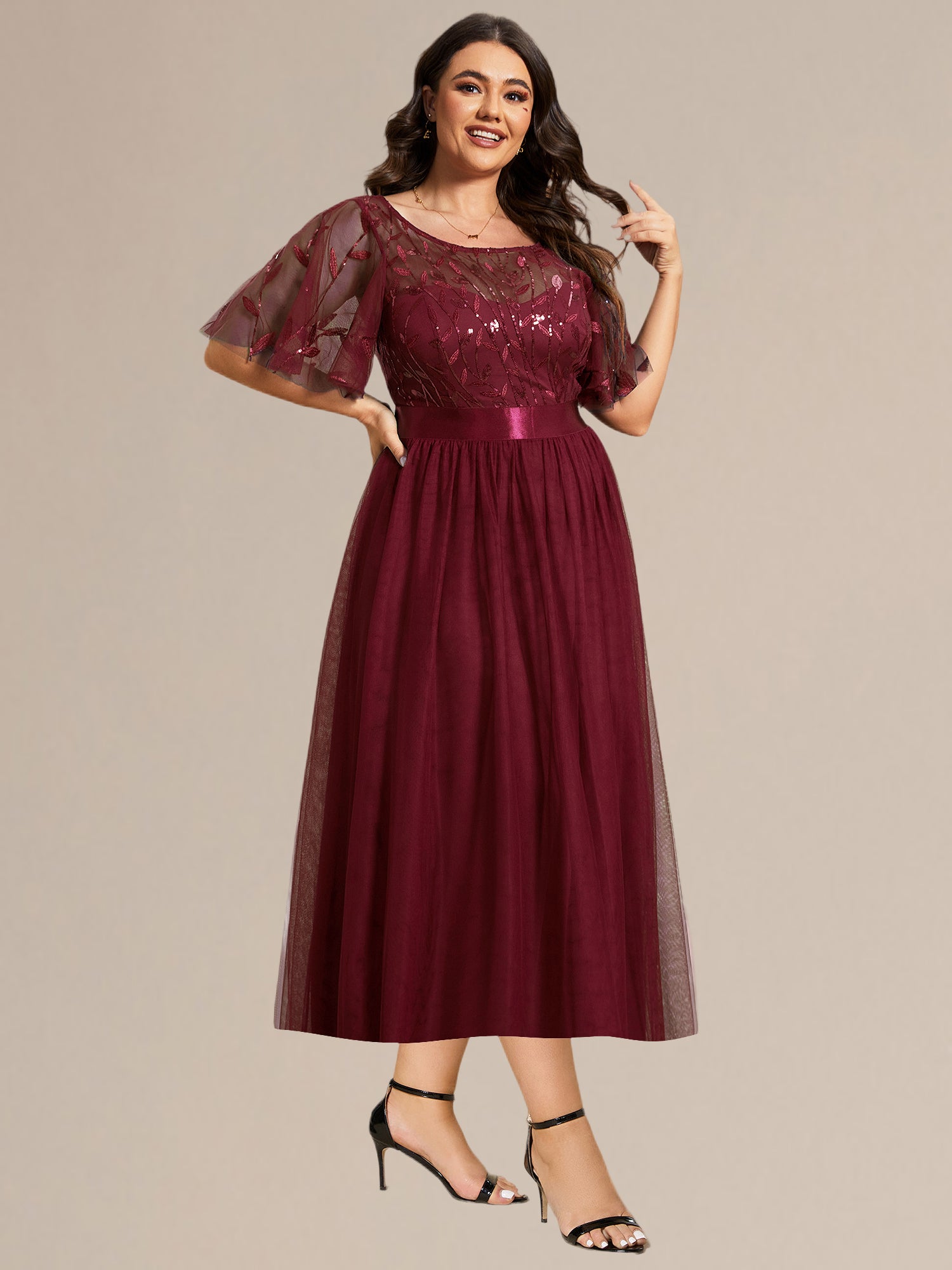 Robe d'invité de mariage trapèze en mousseline fluide à encolure ronde et longueur au genou #Couleur_Bordeaux