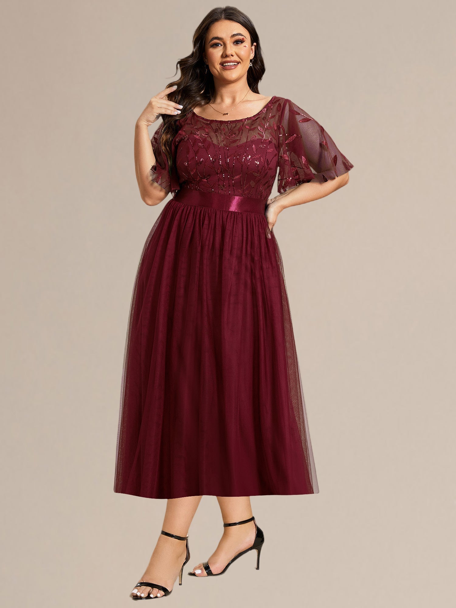 Robe d'invité de mariage trapèze en mousseline fluide à encolure ronde et longueur au genou #Couleur_Bordeaux