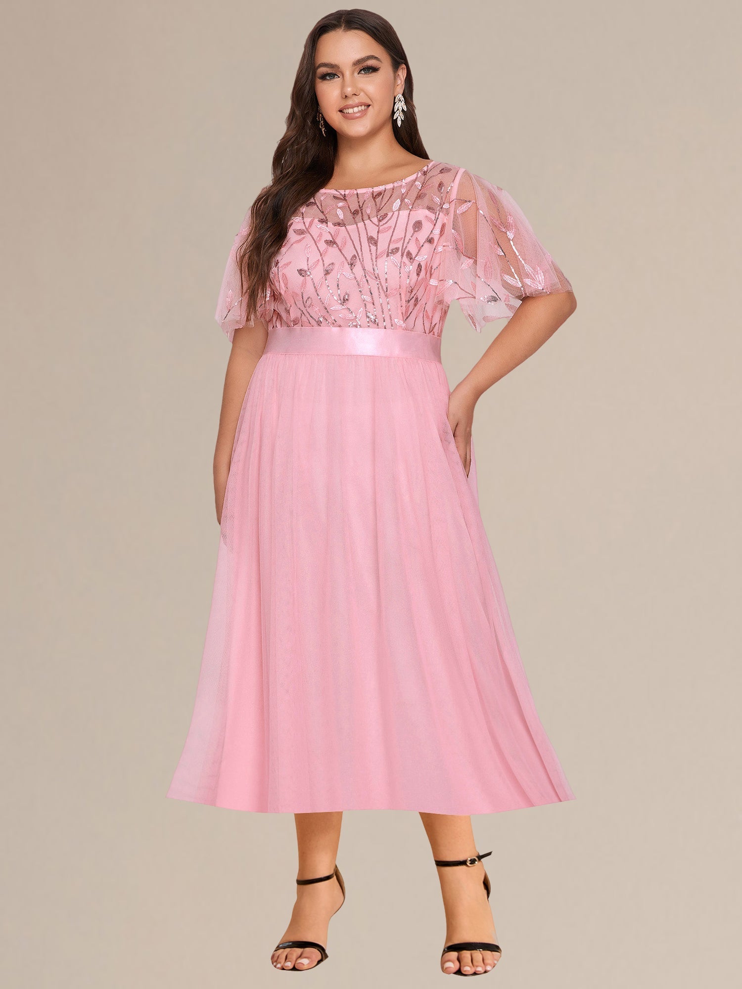Robe d'invité de mariage trapèze en mousseline fluide à encolure ronde et longueur au genou #Couleur_Rose
