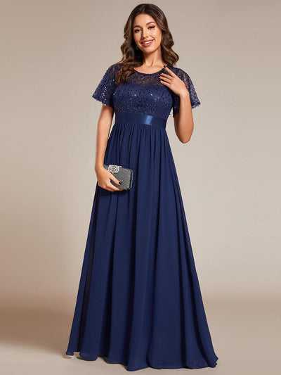 Robe de soirée à manches courtes et col rond à sequins taille haute