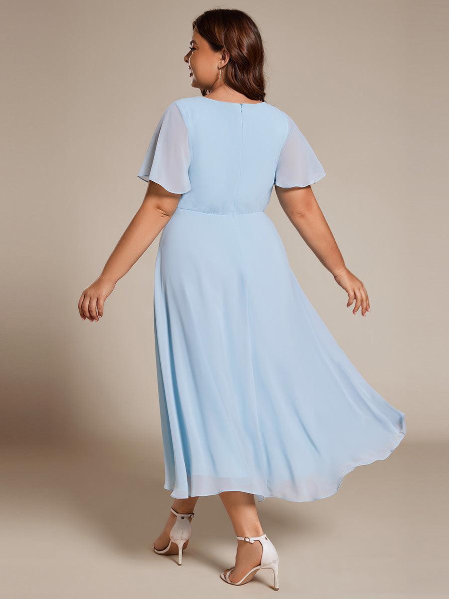 Grande Taille Robe D'invit?¡ã| De Mariage Mi-Longue Pliss?¡ã|e En Mousseline De Soie ?¡㡧N Manches Courtes Et Col En V De #Couleur_Bleu Ciel
