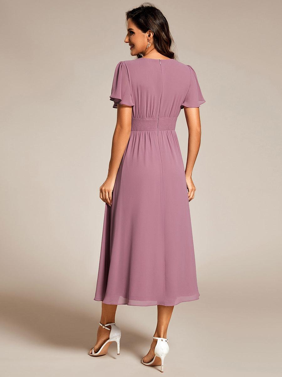 Robe d'invité de mariage mi-longue à col en V et manches à volants #Couleur_Orchidee