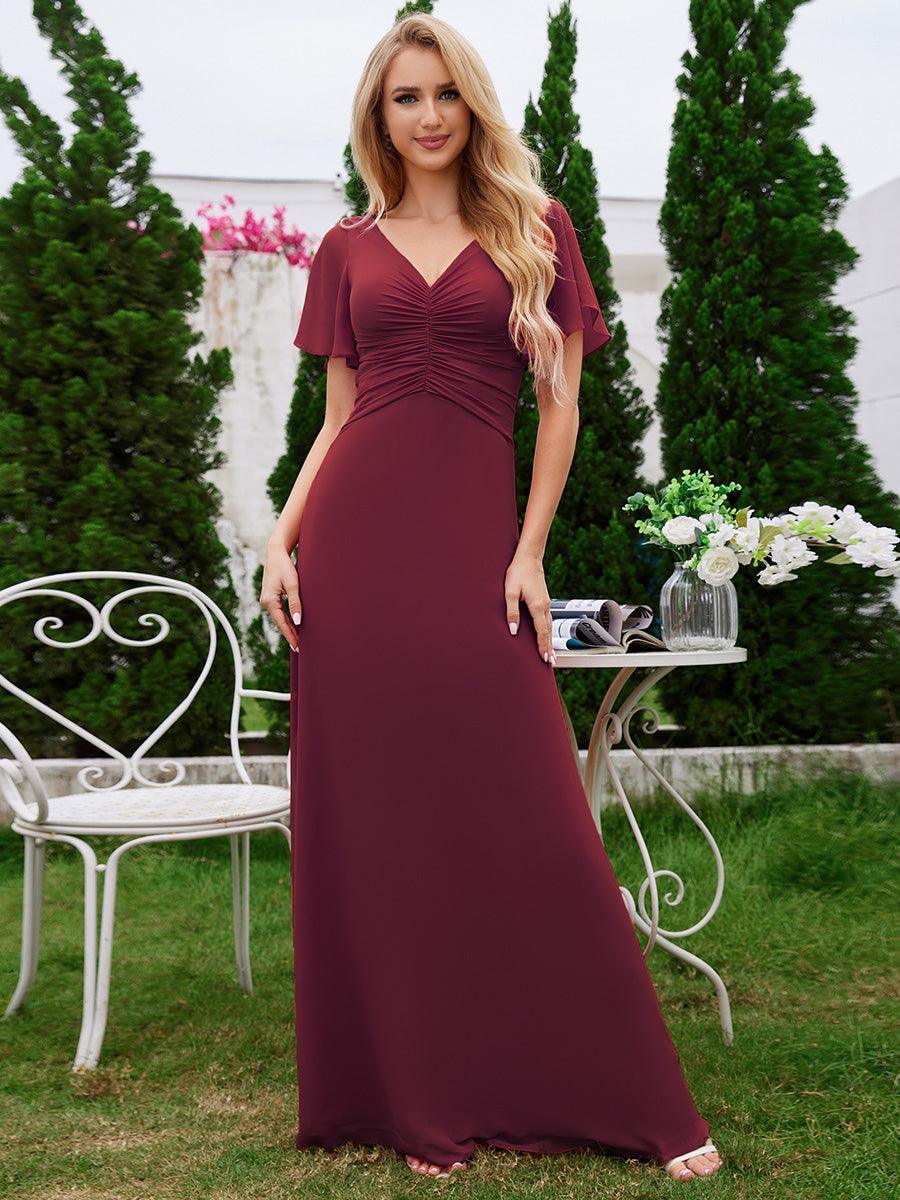 Robe de demoiselle d'honneur trapèze en mousseline à manches volantées avec plis à col en V #Couleur_Bordeaux