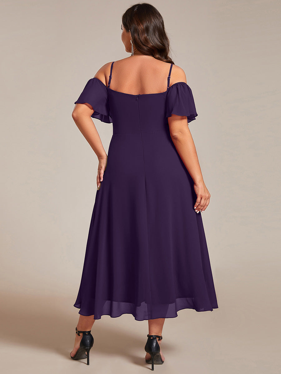 Robes d'invitées de mariage en mousseline  épaules dénudées  hautes et basses  manches courtes #Couleur_Violet Fonce