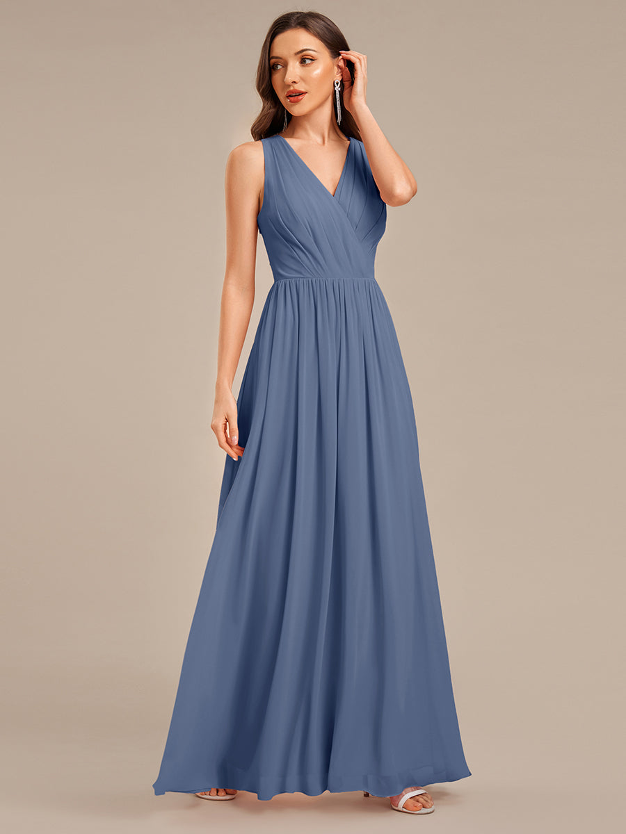 Robe d'invité de mariage trapèze en mousseline fluide à encolure ronde et longueur au genou #Couleur_Marine Fume