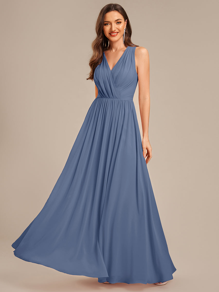 Robe d'invité de mariage trapèze en mousseline fluide à encolure ronde et longueur au genou #Couleur_Marine Fume