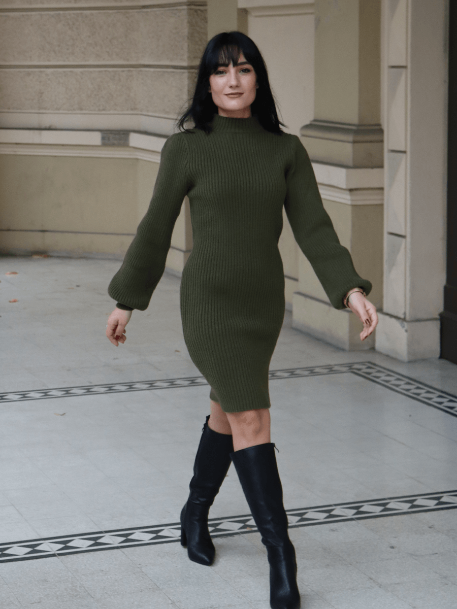 Robe pull longue col roulé en maille côtelée manches ballon #Couleur_Vert Fonce
