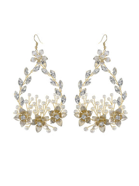 Boucles d'oreilles faites à la main avec strass et perles d'imitation au design exquis