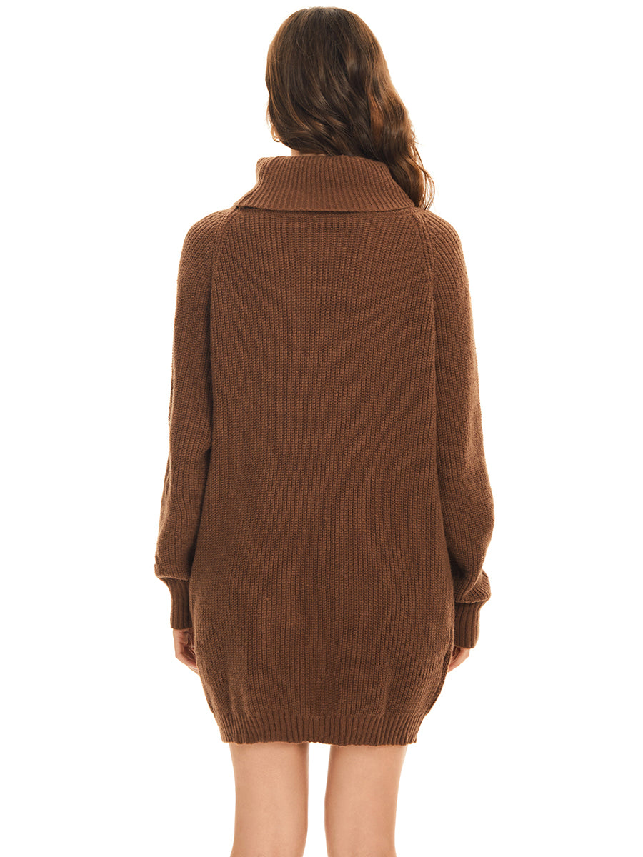 Robe pull courte à col roulé et manches longues avec poche