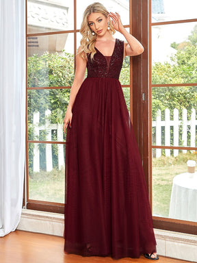 Robe de soirée longue plissée à col en V et à sequins sans manches