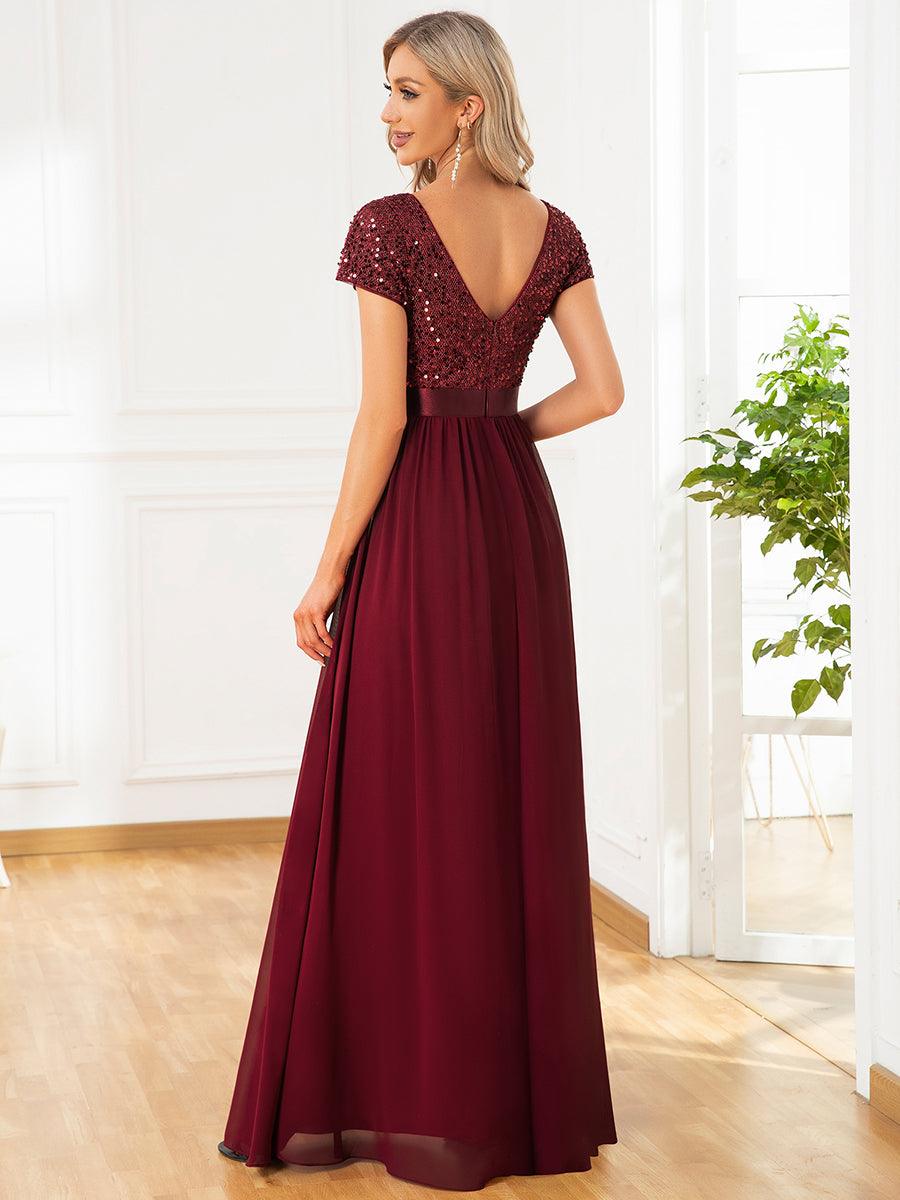 Robe de soirée taille empire à sequins et mousseline à encolure en V #Couleur_Bordeaux