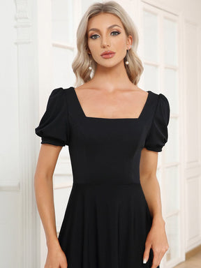 Robe de soirée trapèze à manches courtes et encolure carrée