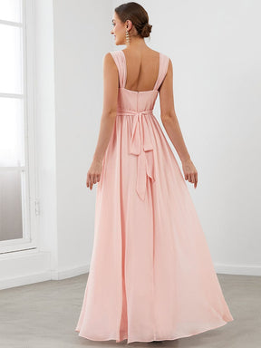Robe de soirée trapèze sans manches en mousseline de soie à la taille et à encolure en V