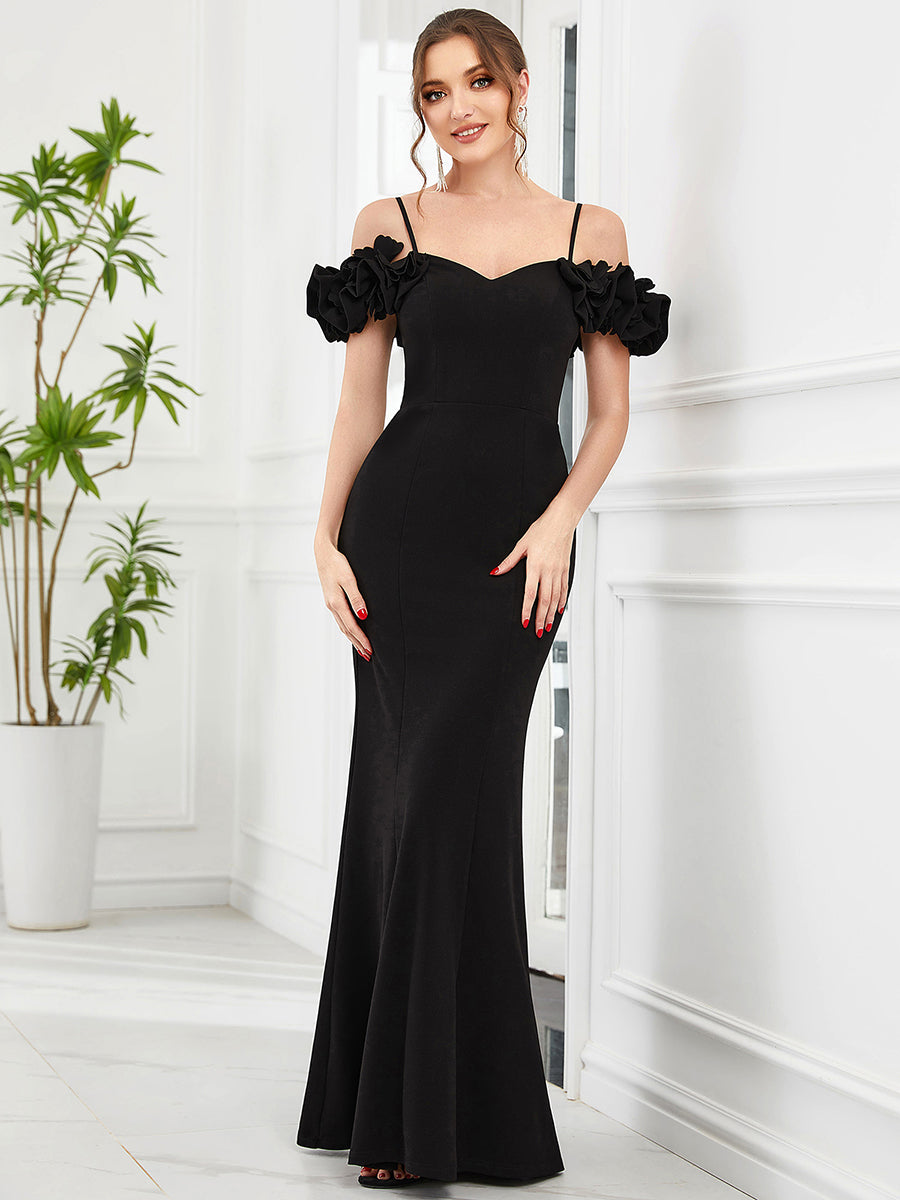 Robe de soirée moulante à bretelles fines et épaules dénudées à volants
