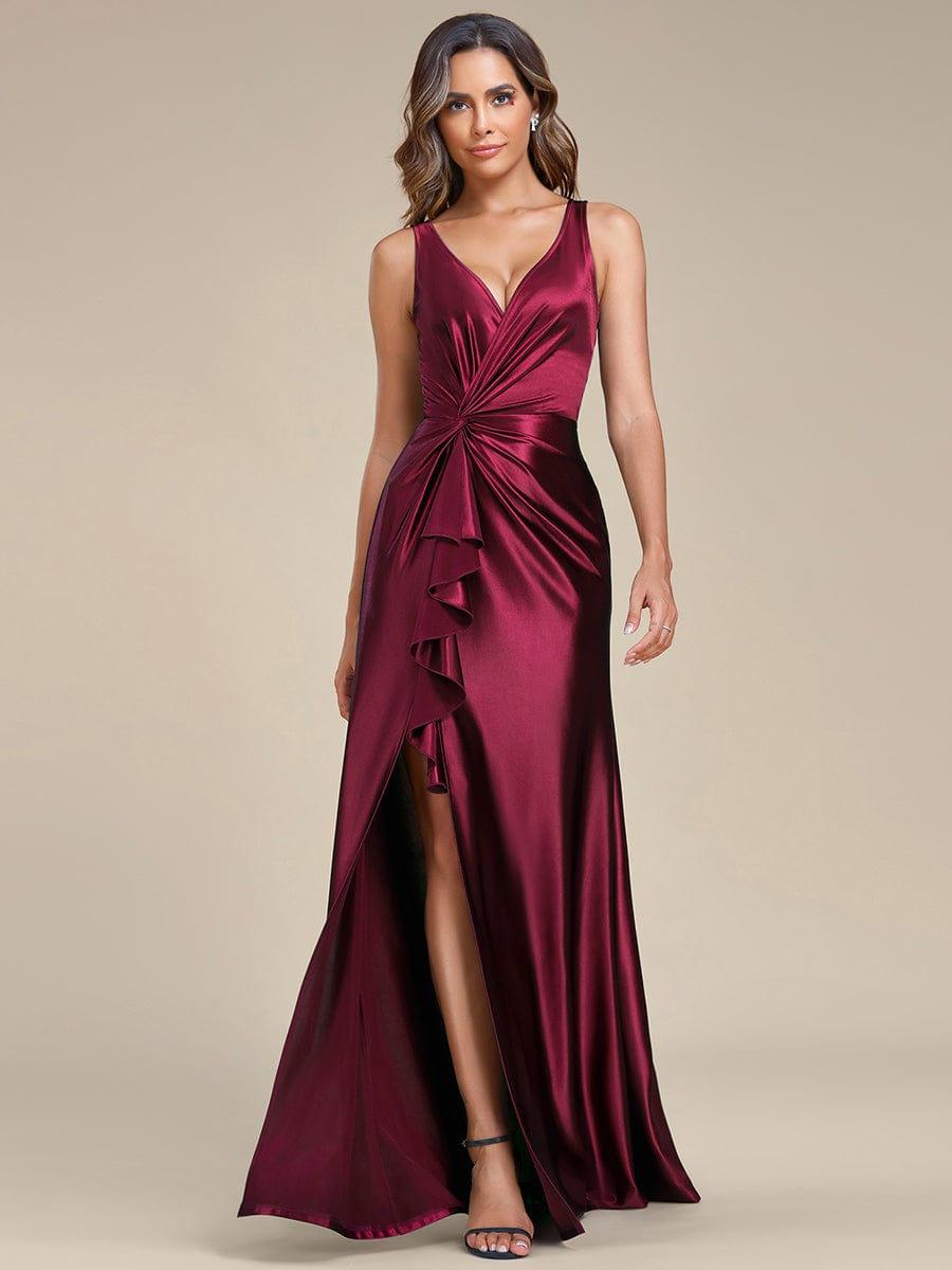 Robe de soirée en satin plissée à col en V et à fente haute pour bal #Couleur_Bordeaux