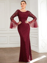 Robe de soirée moulante en dentelle à manches cloche en tulle et col rond #Couleur_Bordeaux