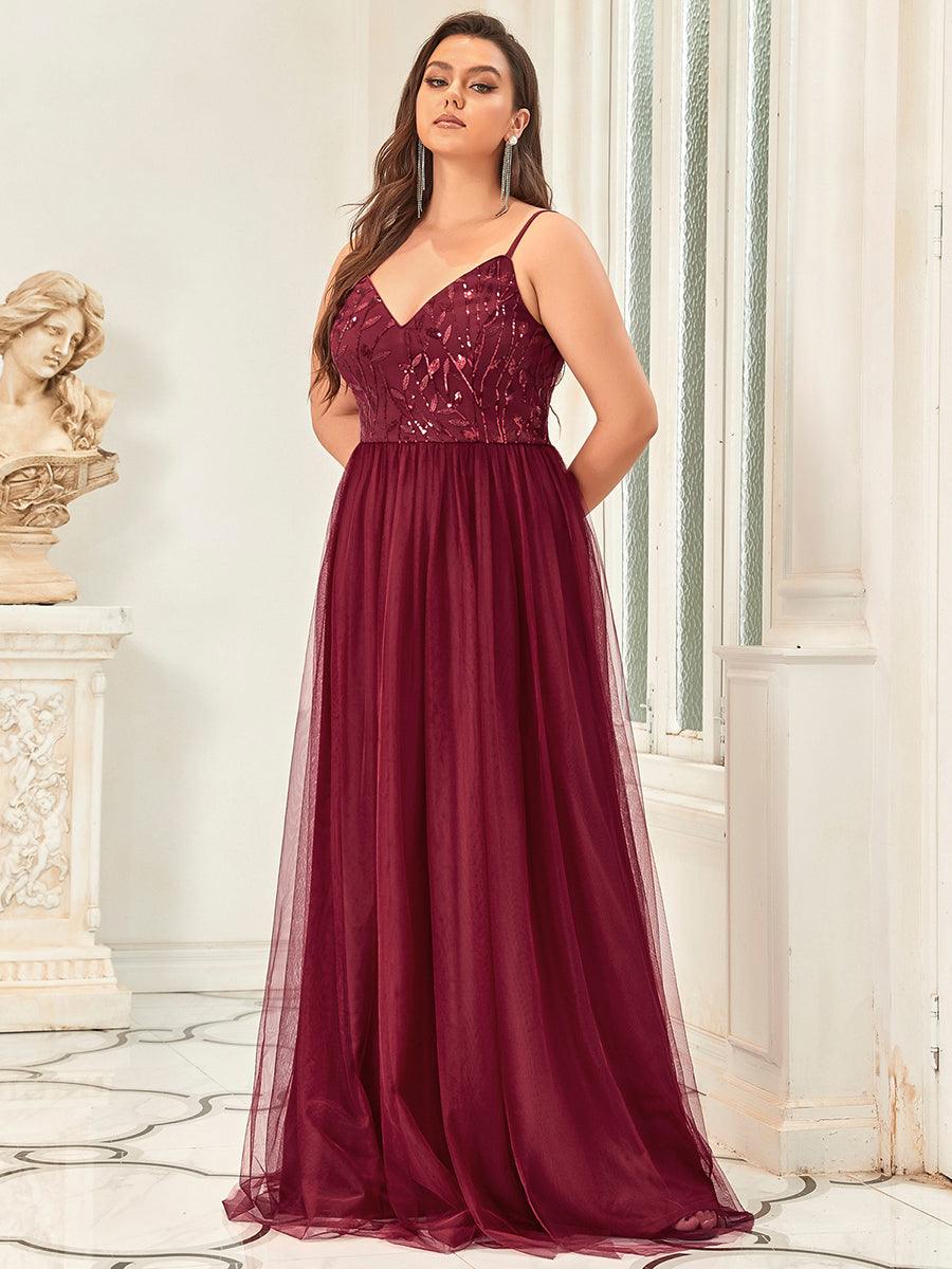 Robe demoiselle d'honneur en tulle à col en V et bretelles minces brodées au sol #Couleur_Bordeaux