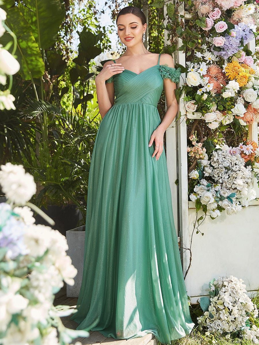 Robe de soirée brillante à col en V et à épaules dénudées