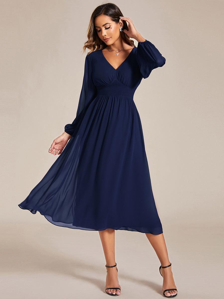 Robe invité mariage mi-longue élégante à col en V et manches longues #Couleur_Bleu Marine