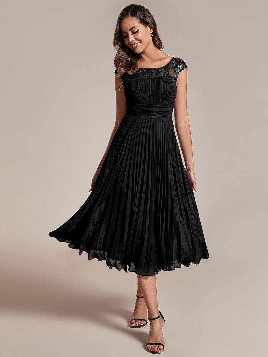 Robe d'invité de mariage trapèze en mousseline de soie à manches courtes avec plis et encolure ronde #Couleur_Noir