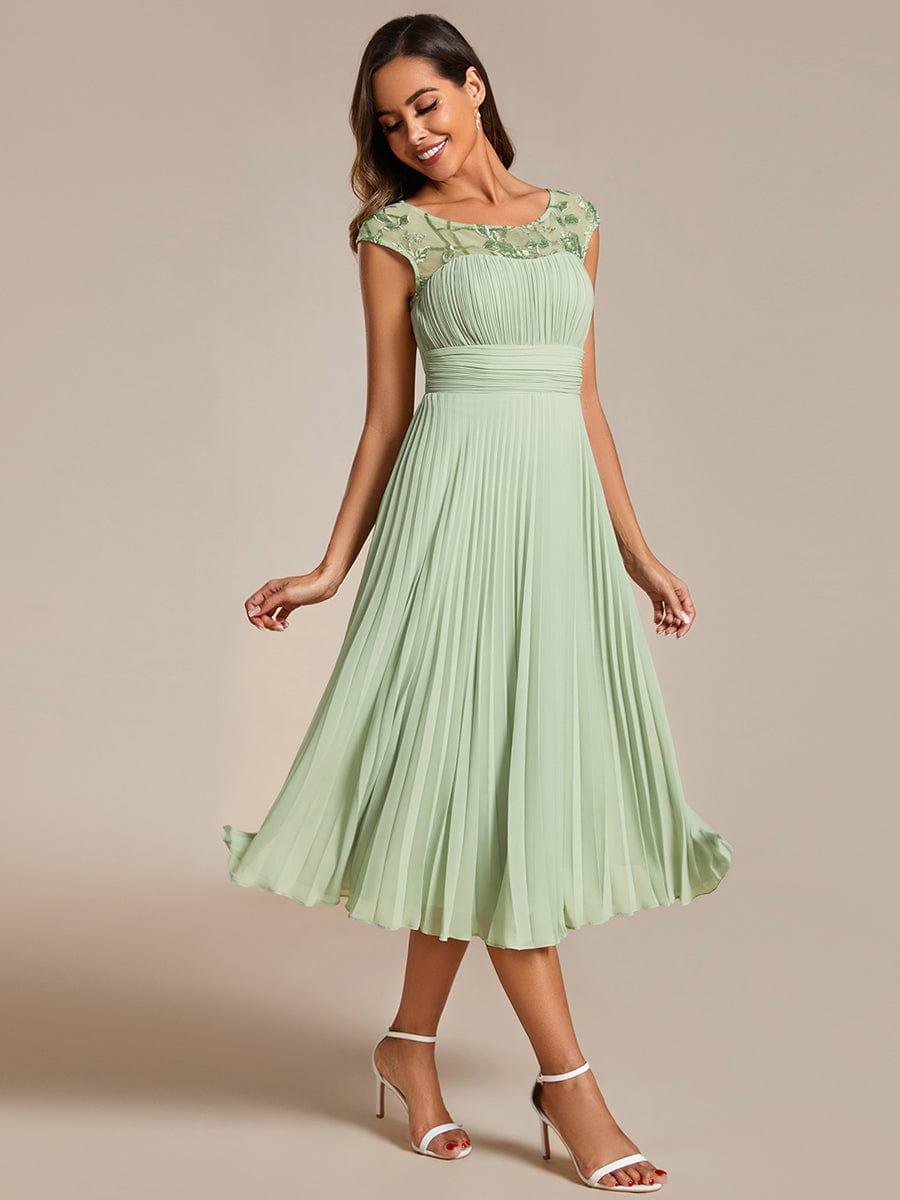 Robe d'invité de mariage trapèze en mousseline de soie à manches courtes avec plis et encolure ronde #Couleur_Menthe Verte