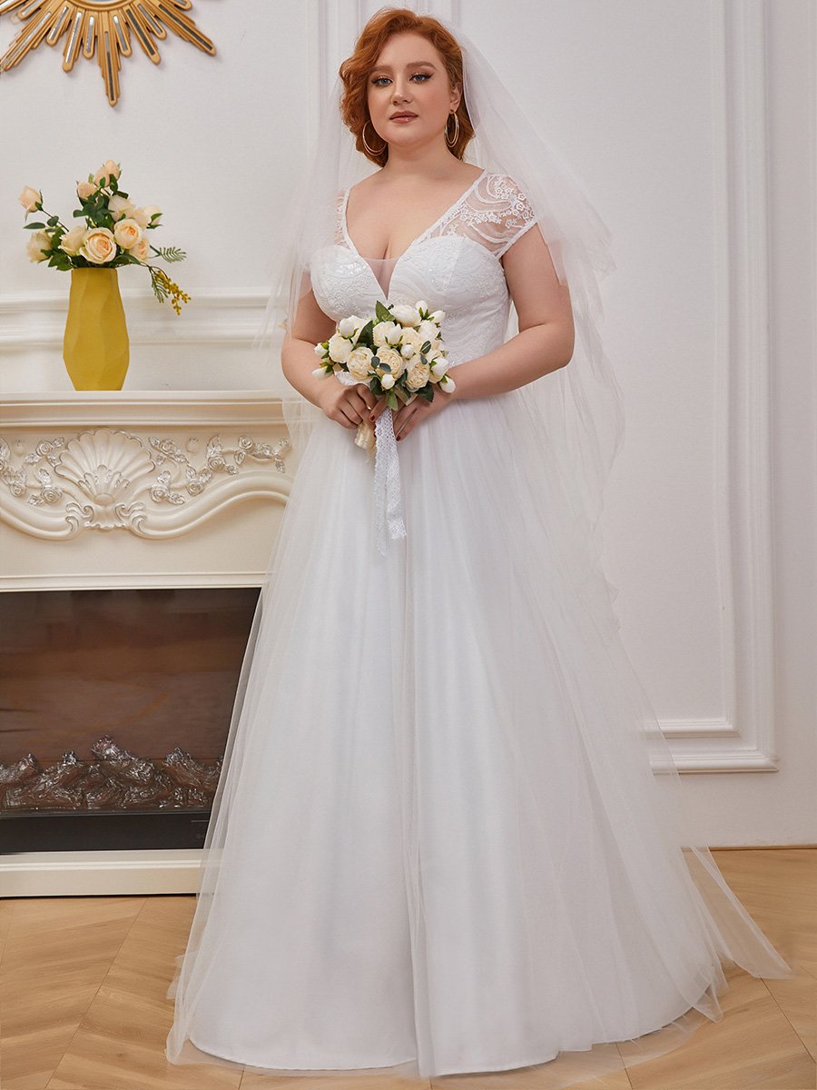 Élégante robe de mariée à col en V avec manches couvrantes Robes de mariée #Couleur_Creme