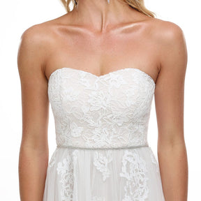 Robe de mariée en tulle en dentelle avec bretelles et ceinture à sequins