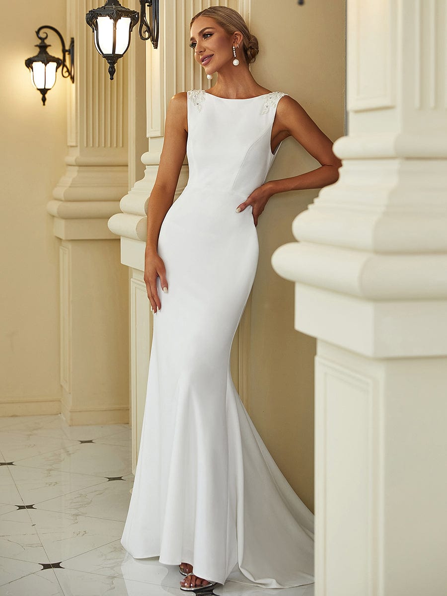 Robe de mariée moulante sirène à col haut et dos nu