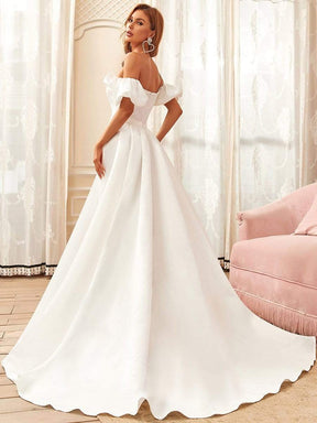 Robe de mariée princesse à épaules dénudées et manches bouffantes