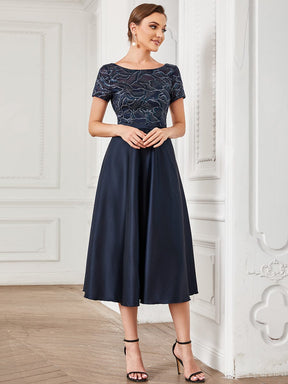 Robe mère de la mariée mi-longue en dentelle à sequins et manches courtes