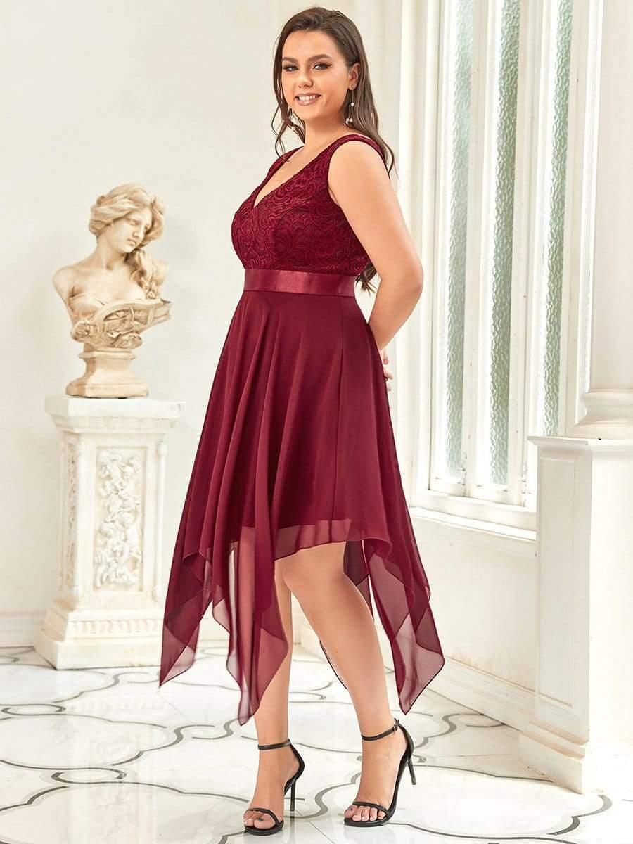 Robe de demoiselle d'honneur en dentelle et en mousseline de soie à col en V de grande taille #Couleur_Bordeaux