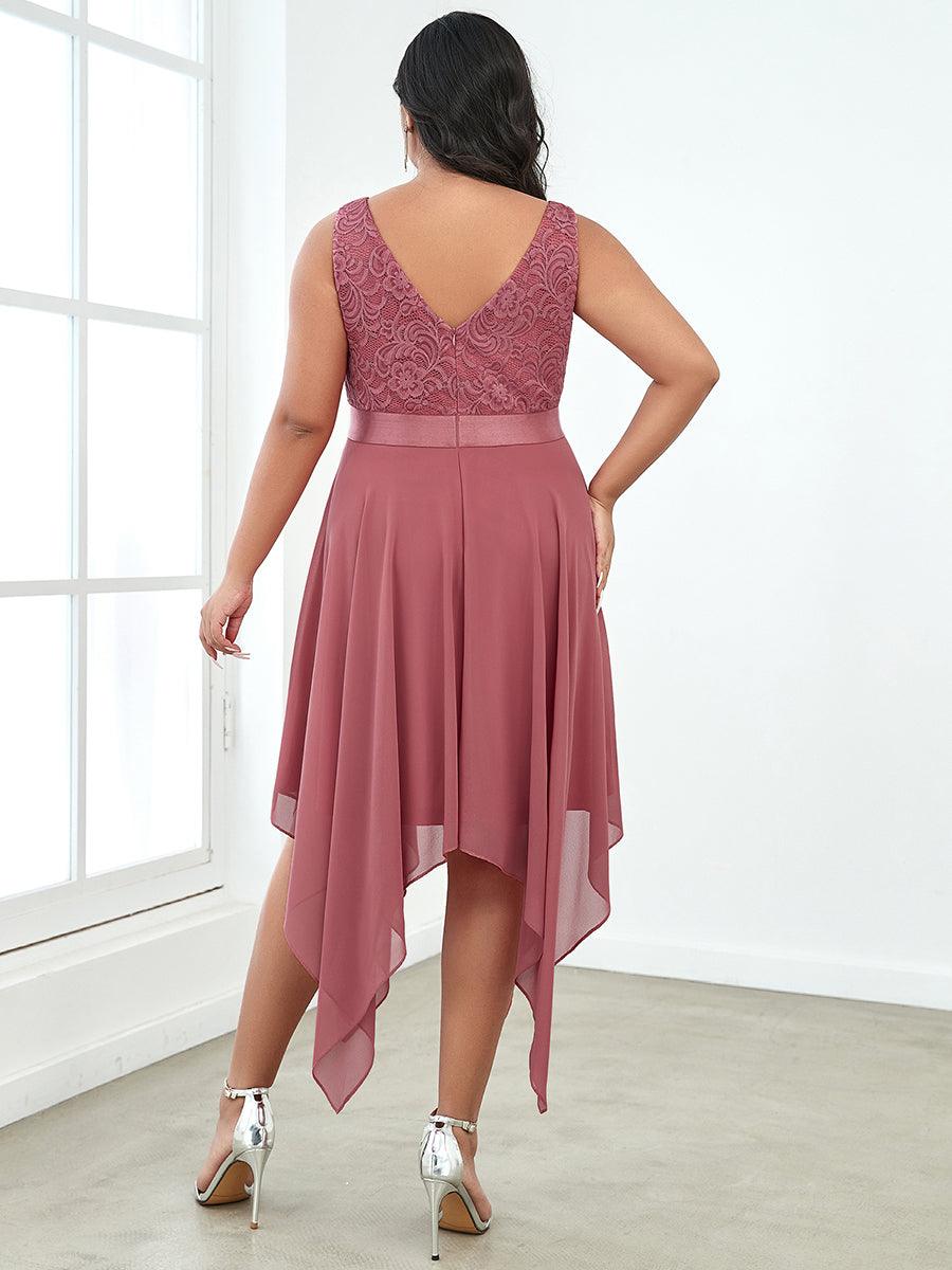 Robe de demoiselle d'honneur en dentelle et en mousseline de soie à col en V de grande taille #Couleur_Rose corail
