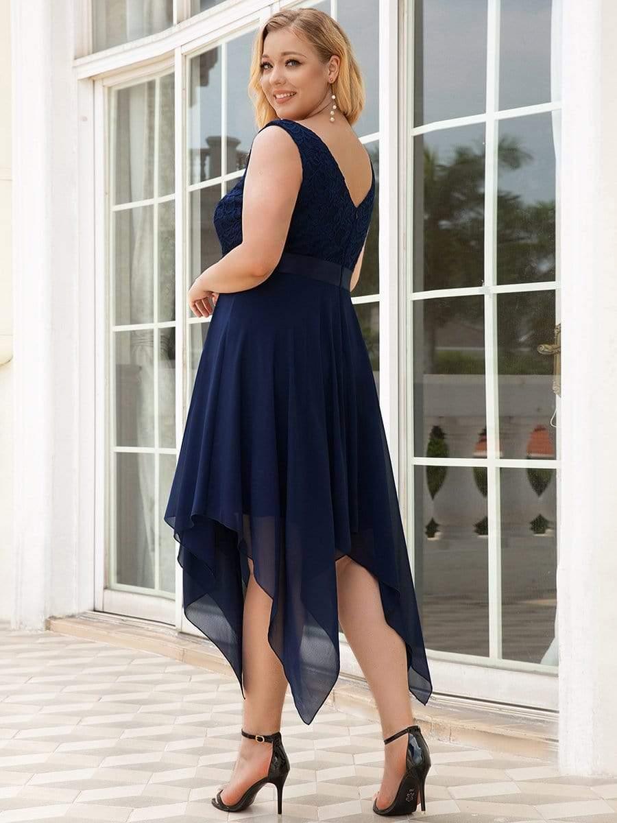 Robe de demoiselle d'honneur en dentelle et en mousseline de soie à col en V de grande taille #Couleur_Bleu Marine
