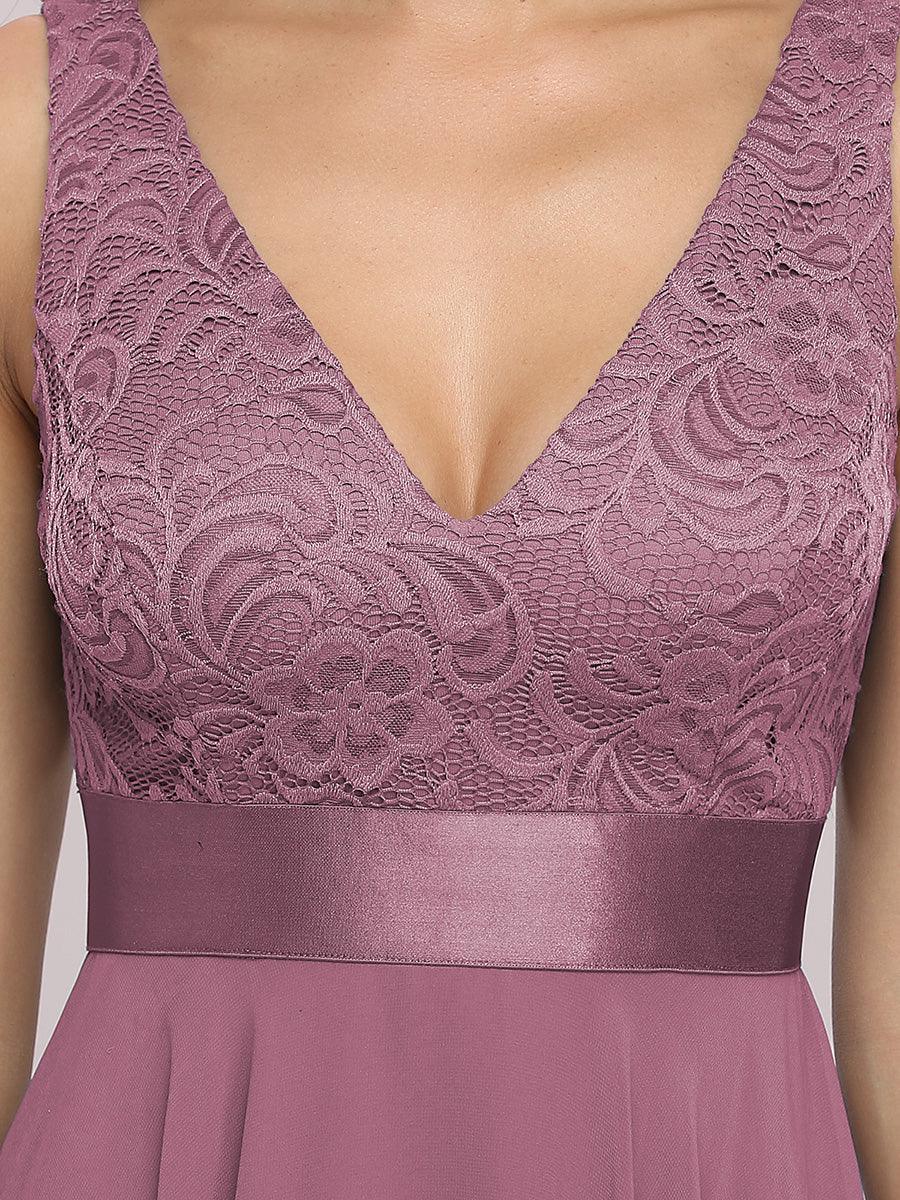 Robe mariage invitée en dentelle à col en V mi-longue fluide #Couleur_Orchidee