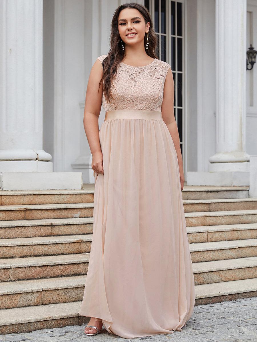 Robe Demoiselle d'Honneur Grande Taille avec Dos en V et Dentelle #Couleur_Blush
