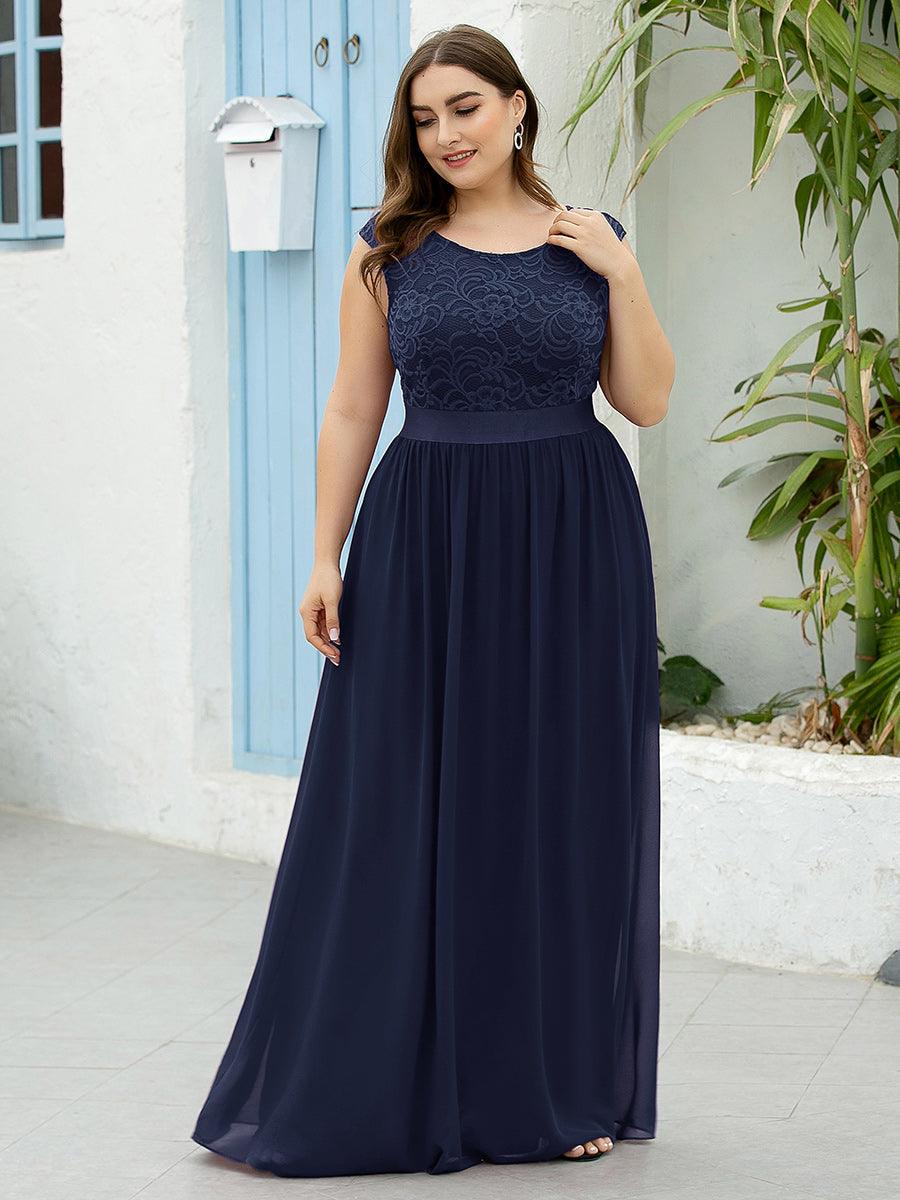Robe Demoiselle d'Honneur Grande Taille avec Dos en V et Dentelle #Couleur_Bleu Marine