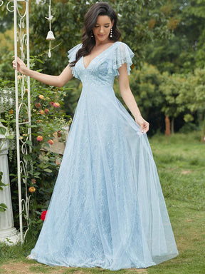 Robe de marie longue en dentelle avec manches  volants et col V double