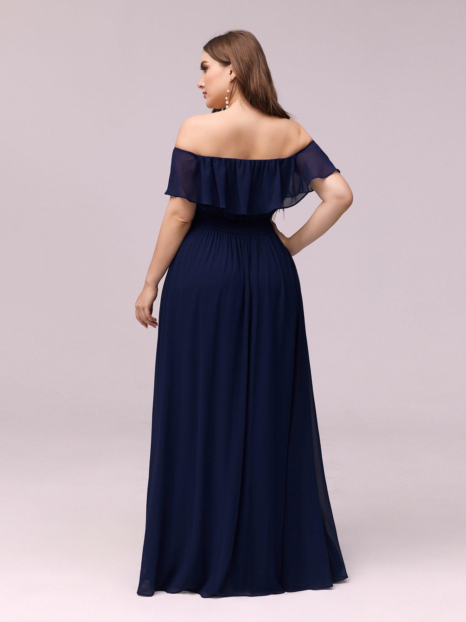 Robe de soirée grande taille à volants et épaules dénudéess #Couleur_Bleu Marine