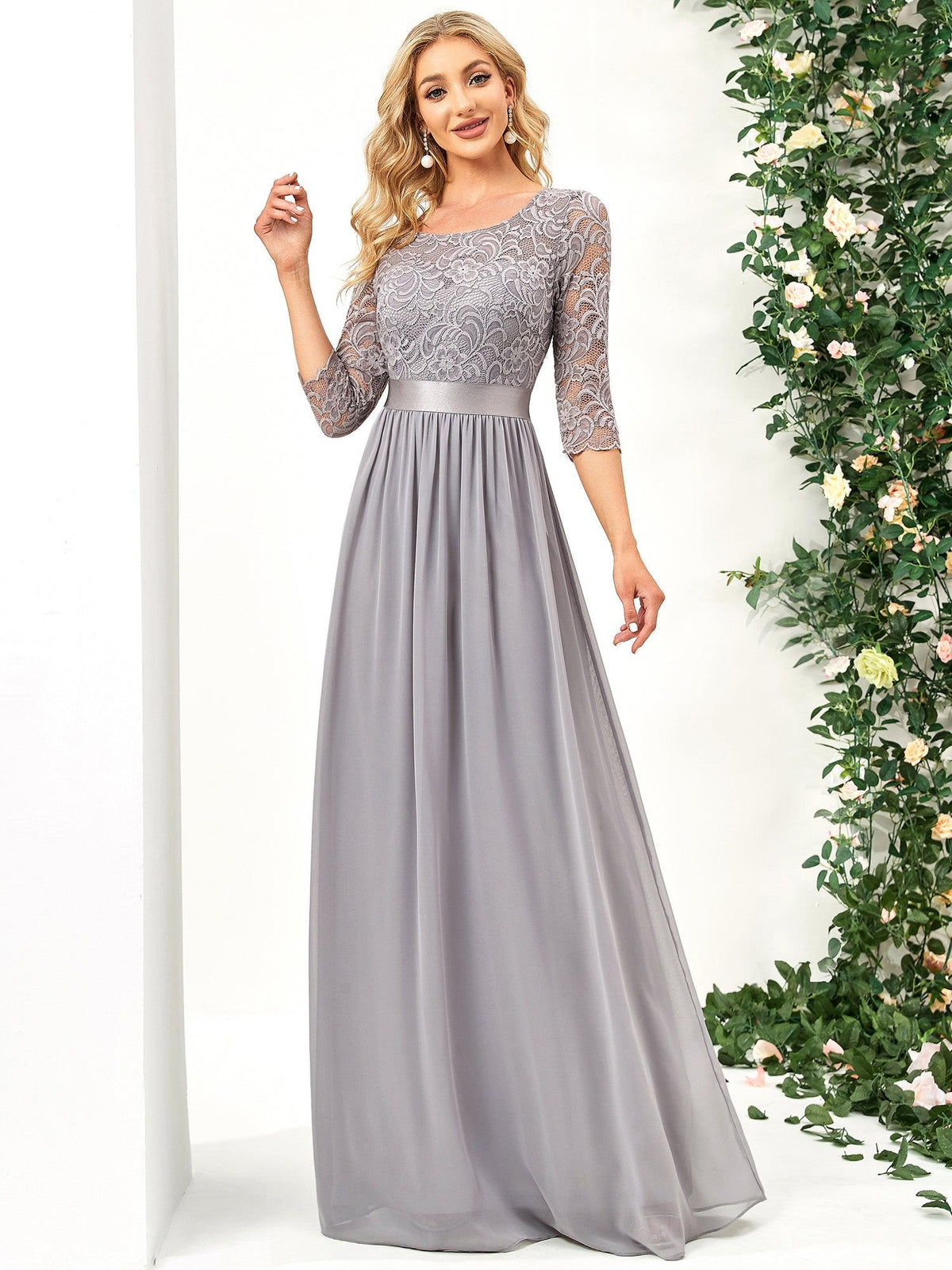 Robe de soirée en dentelle transparente au sol avec demi-manches #Couleur_Gris