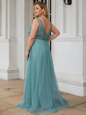 Robe de soirée en tulle fluide sans manches avec appliques élégantes de grande taille