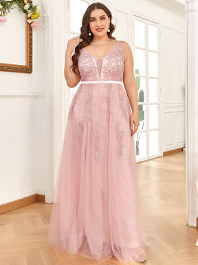 Robe de soirée en tulle fluide sans manches avec appliques élégantes de grande taille