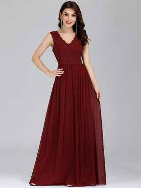 Robe de Soirée Longue élégante en Dentelle Florale à Col en V