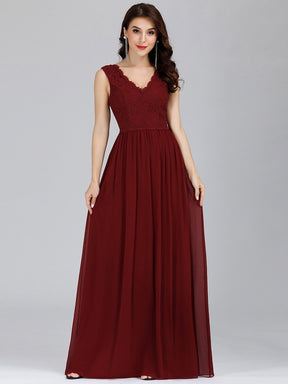 Robe de Soirée Longue élégante en Dentelle Florale à Col en V