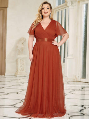 Robe de demoiselle d'honneur grande taille pour femmes avec manches courtes