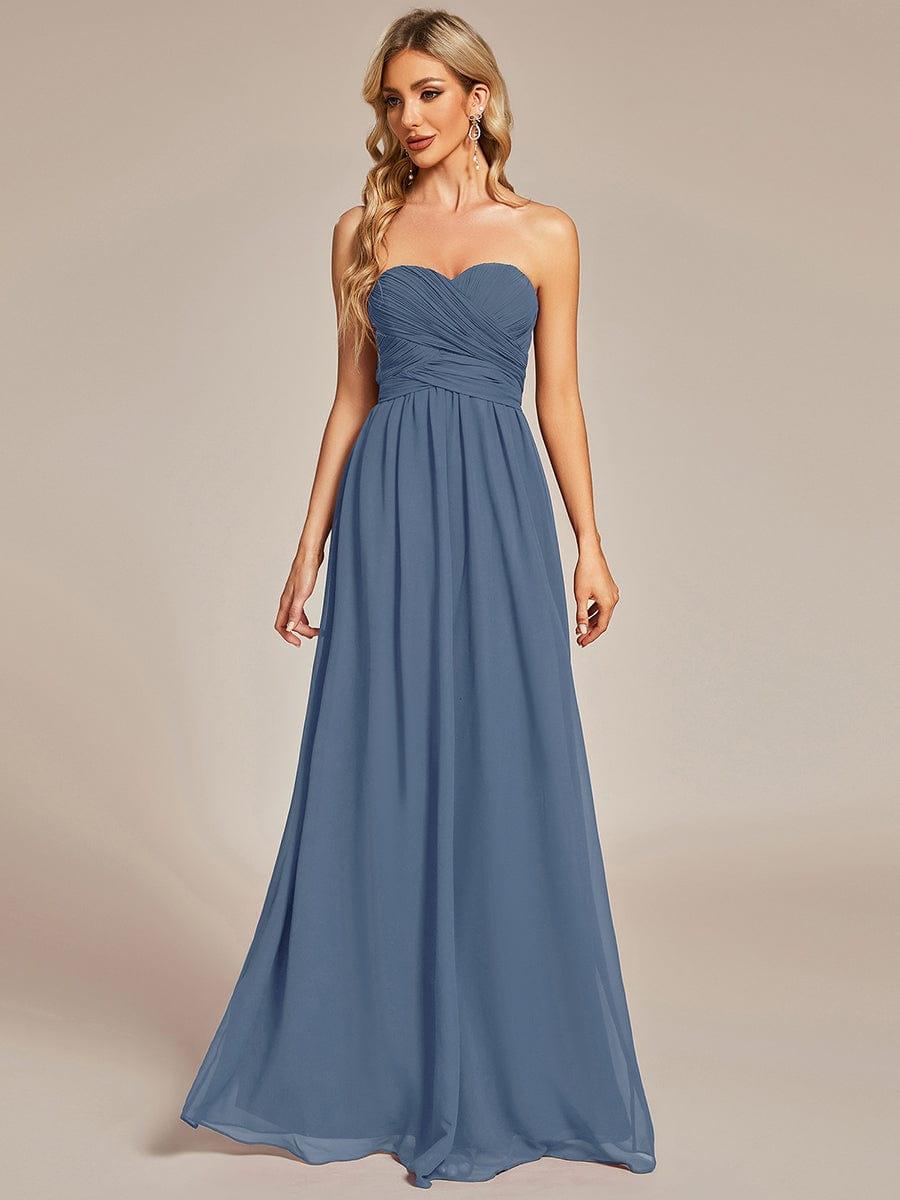 Robe demoiselle d'honneur multi-positions froncée en mousseline #Couleur_Marine Fume