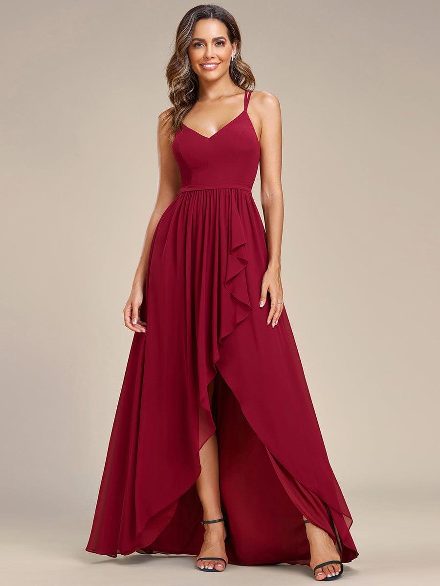 Robe demoiselle d'honneur mousseline bretelles fines et fente sur le devant #Couleur_Bordeaux