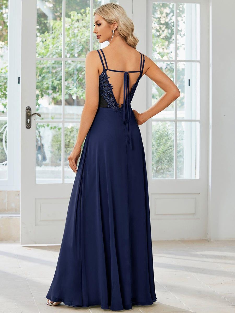 Robe demoiselle d'honneur mousseline et dentelle dos nu bretelles fines #Couleur_Bleu Marine