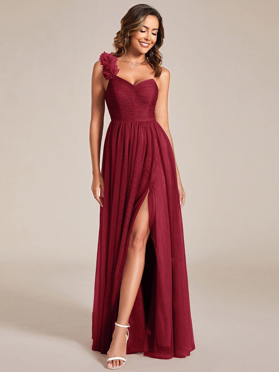 Robe demoiselle d'honneur à une épaule appliquée en tulle avec une fente haute #Couleur_Bordeaux